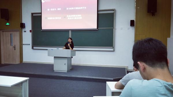 zhengy_副本.jpg
